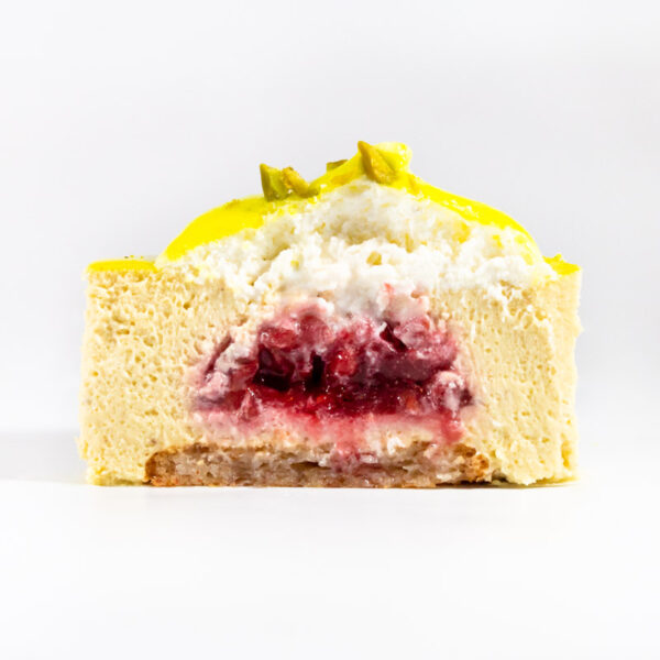 Pistache: Pistasjmousse med bringebær - Porsjonskake - Bilde 2