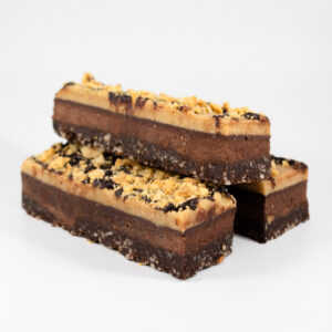 Monkey Nut: Peanøtt sjokolade & karamell Raw Cake - Porsjonskake