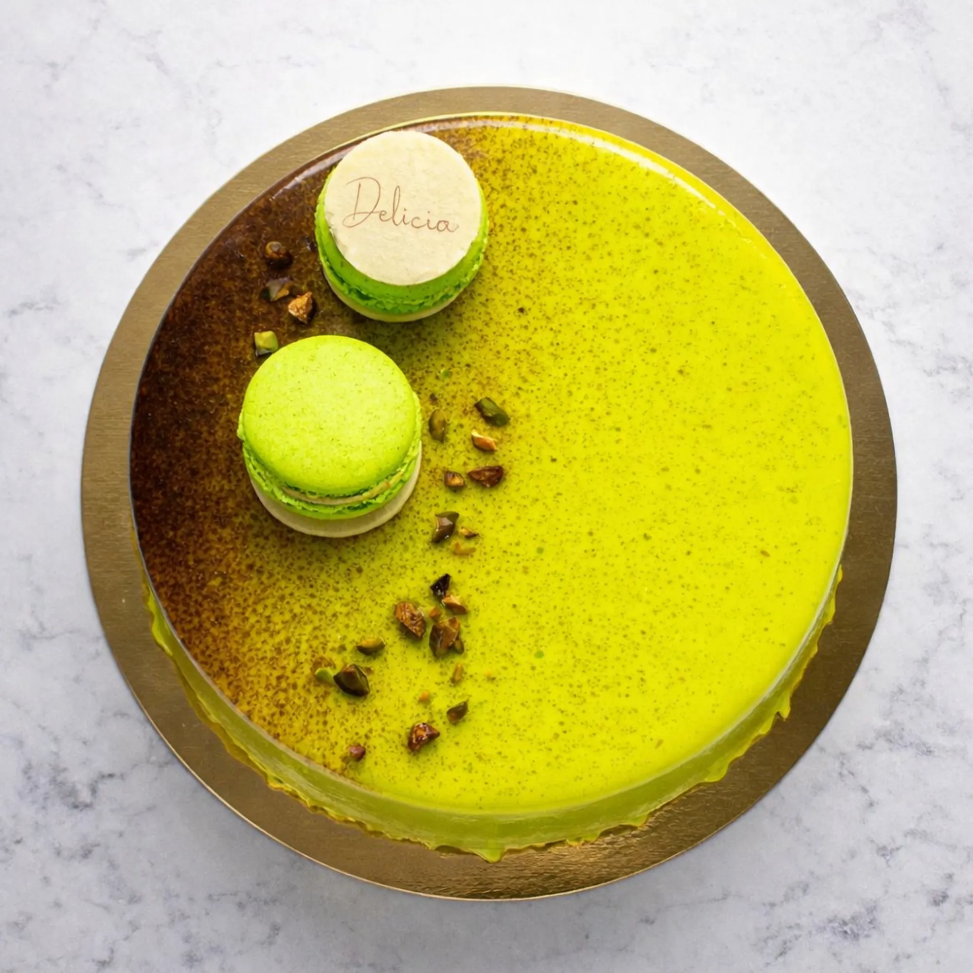 Kake Pyntet Med Makroner